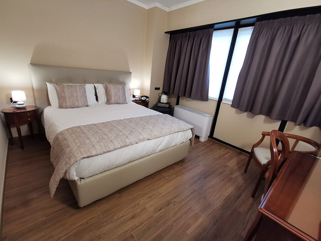 Hotel Valentino Du Parc Turin Phòng bức ảnh